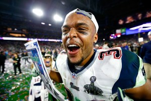 GLENDALE, AZ - FEBRUARY 01:  Shane Vereen #34 of the New England Patriots celebrates after defeating the Seattle Seahawks during Super Bowl XLIX at University of Phoenix Stadium on February 1, 2015 in Glendale, Arizona. The Patriots defeated the Seahawks 28-24.  (Photo by Kevin C. Cox/Getty Images)